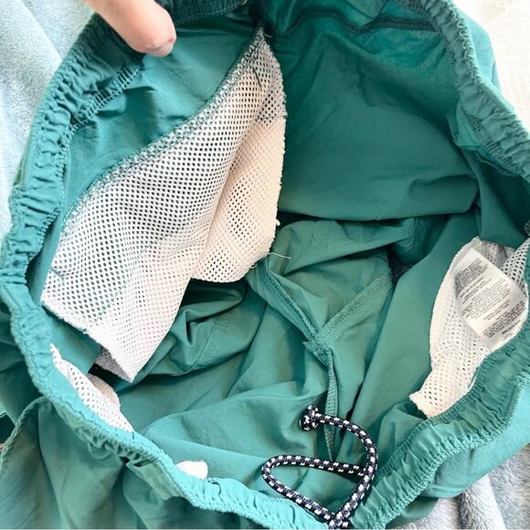 Columbia PFG 5'' Inseam Swim Trunks men's size L green, - Picture 6 of 8